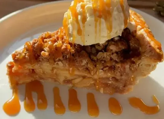 Apple Crumble Pie